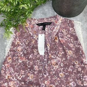 White House Black Market Floral Blouse Small NWT
